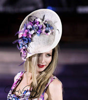 Kentucky Derby fascinator. Derby hat. Ivory fascinator for the opening day at the races, weddung, church. Del mar, Toysl Ascot